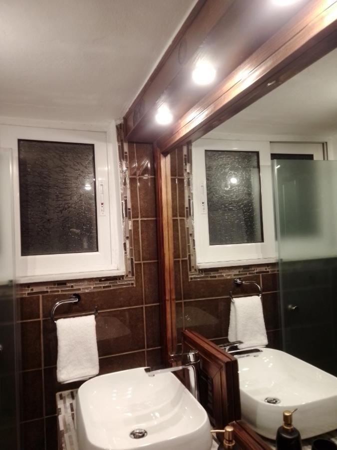 Precious Apartment Corinto Esterno foto